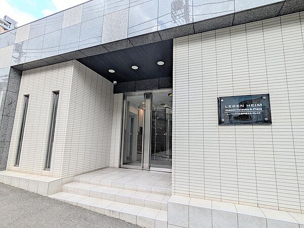 エントランスを拡大表示