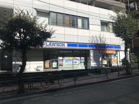 マンションから...