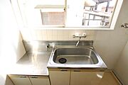 ★キッチンに窓があるので換気しやすいです★
