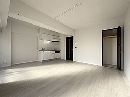 ハナビル 302 3階1LDKのリビング/ダイニング