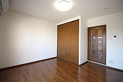 クレセント西山 210 2階1Kのリビング/ダイニング