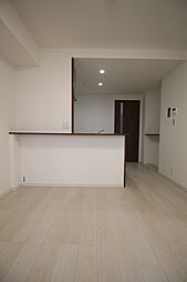 沖縄都市モノレール 県庁前駅 徒歩7分の賃貸マンション 9階1LDKのリビング/ダイニング