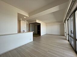 沖縄都市モノレール 赤嶺駅 4.9kmの賃貸マンション 7階3LDKのリビング/ダイニング