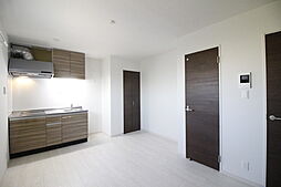 ベルリジエール初芝 202 2階1LDKのリビング/ダイニング