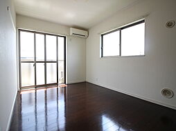 グレージュ山手II 205 2階1Kのリビング/ダイニング