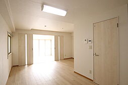 都営三田線 新高島平駅 徒歩7分の賃貸マンション 2階1LDKのリビング/ダイニング