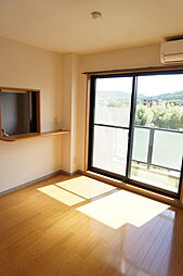 グリーンマンション愛子中央 203 2階1LDKのリビング/ダイニング