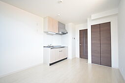 ＴＫＣアパートメント 304 3階1LDKのリビング/ダイニング