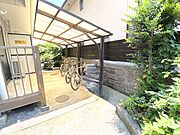 屋根付駐輪場あり
