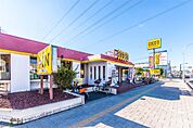 COCO’S浦安店（803m）