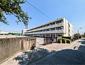 浦安市立富岡中学校（1040m）