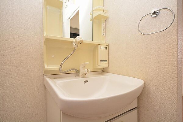 apartment 群馬県伊勢崎市香林町1丁目119-1
香林町の賃貸情報を見る
物件地図