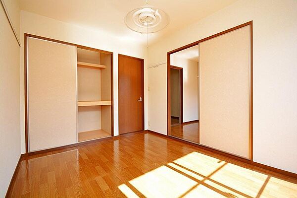 apartment 群馬県みどり市笠懸町阿左美602-10
笠懸町阿左美の賃貸情報を見る
物件地図