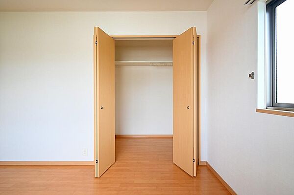 apartment 群馬県桐生市相生町2丁目1073-24
相生町の賃貸情報を見る
物件地図