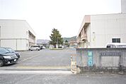 桐生市立広沢小学校(1、049m)