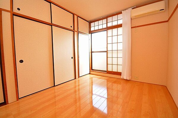 apartment 群馬県桐生市新里町新川1380-106
新里町新川の賃貸情報を見る
物件地図