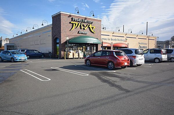 apartment 群馬県桐生市新里町新川3517-10
新里町新川の賃貸情報を見る
物件地図