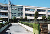 和歌山市立野崎西小学校まで1165m