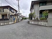 隣接住宅地