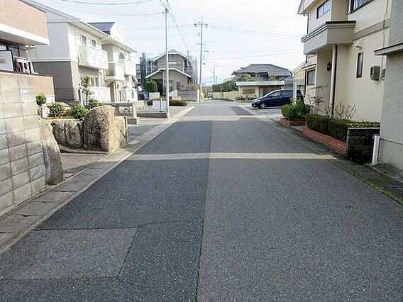 前面道路含む現...