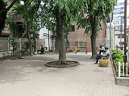 周辺環境:広尾児童遊園地