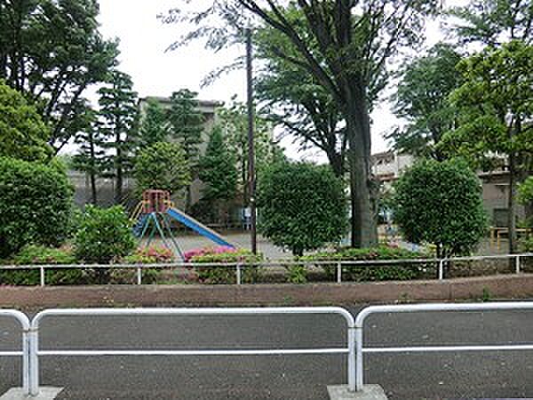 周辺 レ・ジェイド上北沢 4階/-