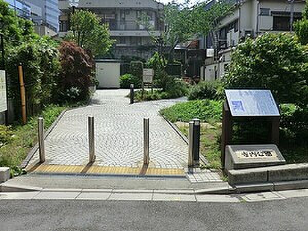 周辺を拡大表示