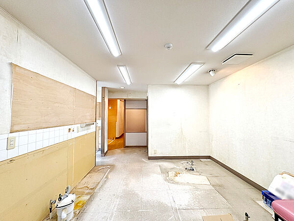 室内