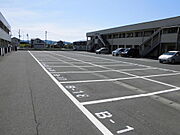 建物敷地内に駐車場あります