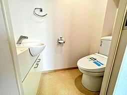 [トイレ] 【トイレ】大切な1人時間。寛ぎだけではない、快適な生活を送る為に必要なもの。毎日使う場所だから、より快適な空間に。