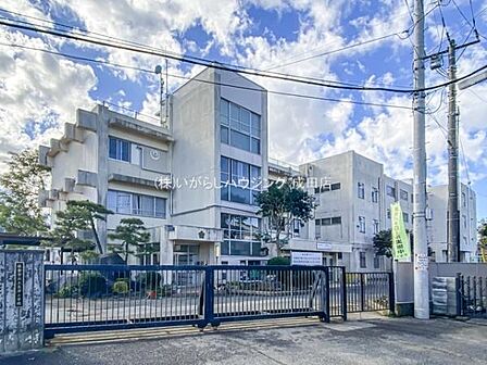 上志津小学校まで500m