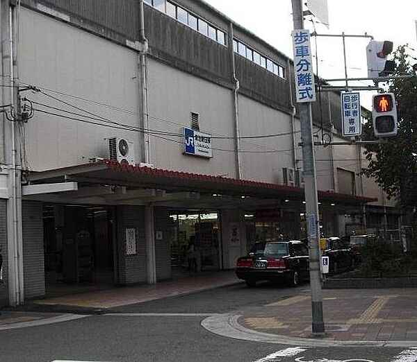 鴻池新田駅(JR 片町線)まで637m