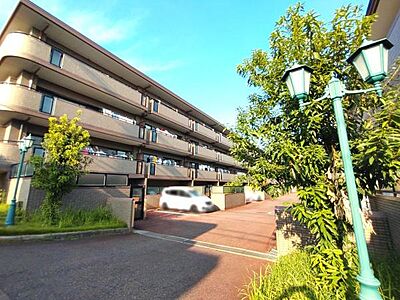 外観：戸建感覚で住めるメゾネットマンション