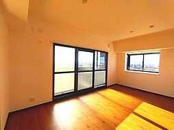 グランレイム赤池 4LDKのリビング/ダイニング