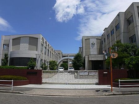 名古屋市立北一社小学校まで460m