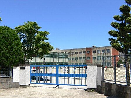 名古屋市立天白小学校まで490m