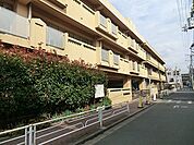 横浜市立末吉小学校まで870m