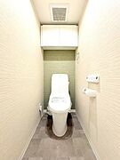 いつも綺麗に清潔に！ウォッシュレット付きトイレです。