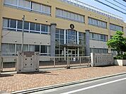 川崎市立小田小学校まで640m