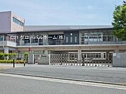 横浜市立十日市場小学校まで1200m