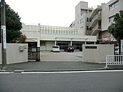 横浜市立軽井沢中学校まで700m