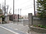 横浜市立潮田中学校まで550m