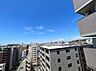 その他：高層階ならではの遮るもののない広い空が目の前に広がり、毎日の生活に圧倒的な開放感をもたらします。天候や季節によって表情を変える遠くの山並みを日常的に見渡すことができ、心安らぐ景色を楽しめます。