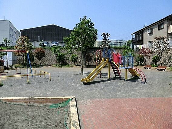 白山町高倉公園...
