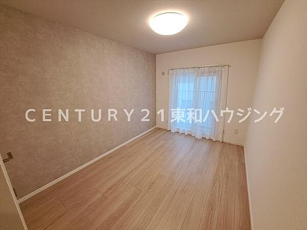 洋室を拡大表示
