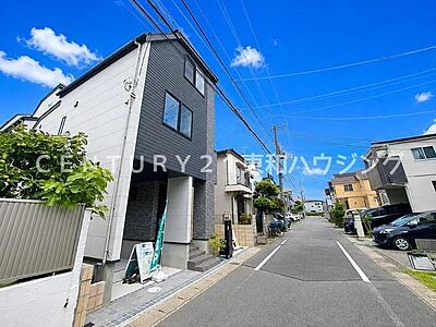 外観:洗練されたモダンなデザインの新築戸建て!ヤマダホームズのオール電化住宅のご紹介です♪ 完成済みにつき、いつでも内覧できます!ゆったりとした閑静な住宅街が広がるエリアです♪ 外観:洗練されたモダンなデザインの新築戸建て!ヤマダホームズのオール電化住宅のご紹介です♪ 完成済みにつき、いつでも内覧できます!ゆったりとした閑静な住宅街が広がるエリアです♪
