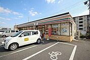 セブンイレブン　越谷間久里団地前店まで460m