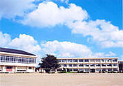 水戸市立渡里小学校まで437m