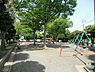 周辺：本郷台公園まで815m、木々の木漏れ日の下で、涼を取る事も出来ます。見通しの良い公園ですので、お子様を安心して遊ばせられます。