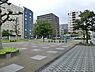 周辺：日ノ出川公園まで1189m、鮮やかな花と緑に心が休まる都会のオアシス的な公園。園内にはテニスコートがあります。
